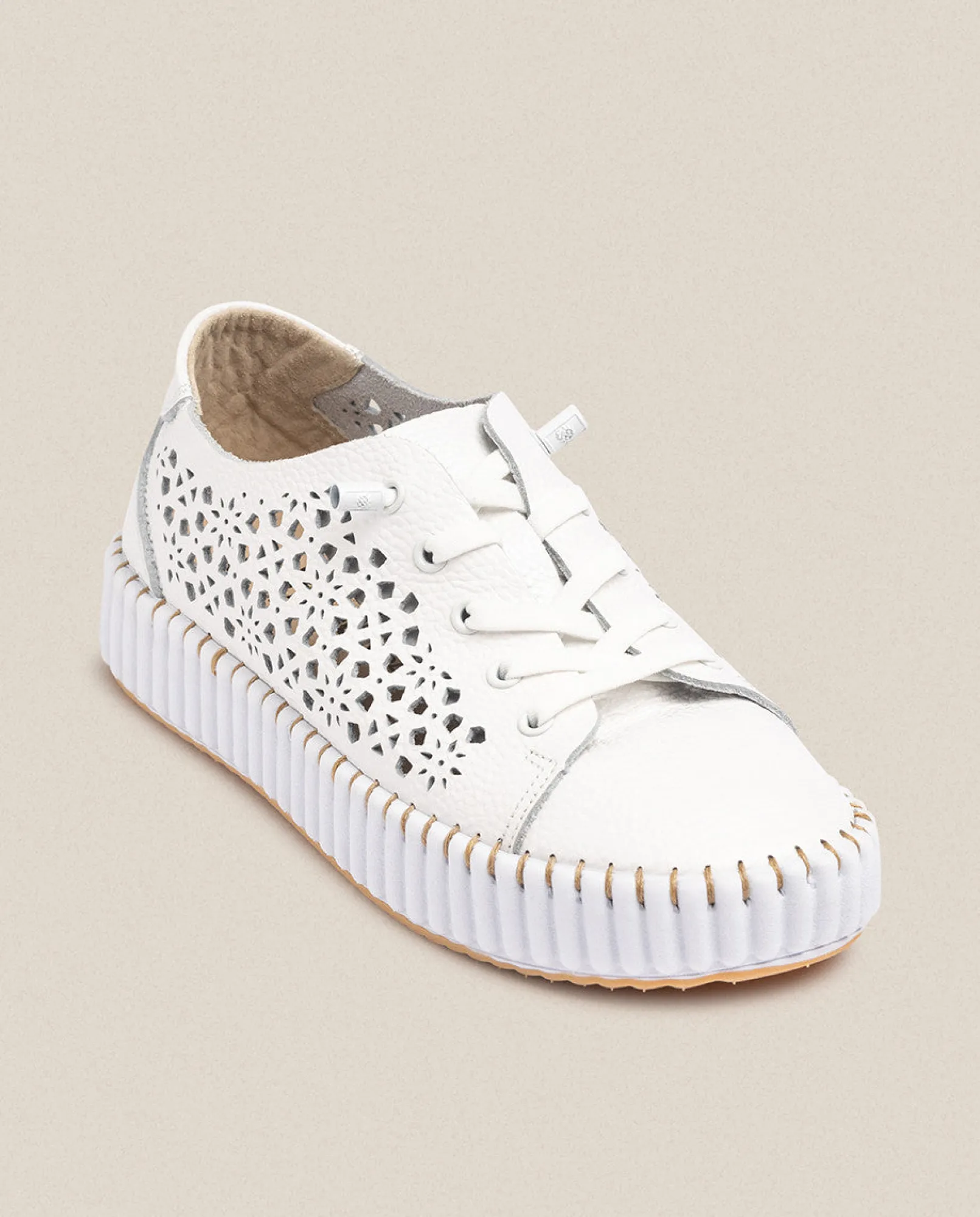 chaussure_plate_sintra_bl_1.webp Yokono Chaussures | Sneakers | Chaussure Plate SINTRA-002 Blanc